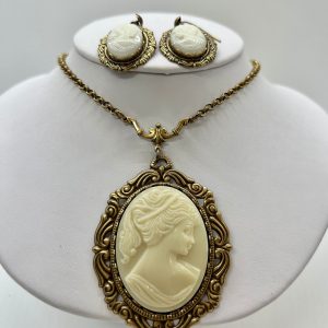 Vintage Glass Cameo Necklace and Matching Earrings (Ivory)